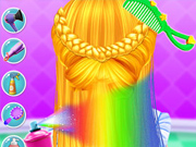 Kleine Prinzessin Flechtet Haare